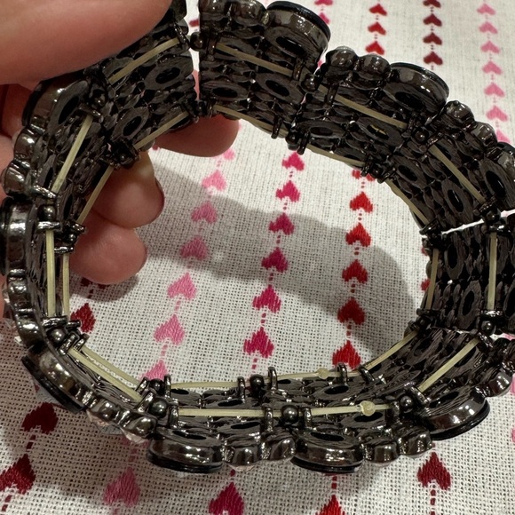 Black and Silver Beaded cuff Bracelet with stretch - Picture 3 of 6